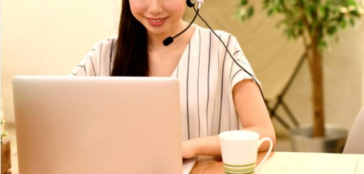 オンライン相談をしている